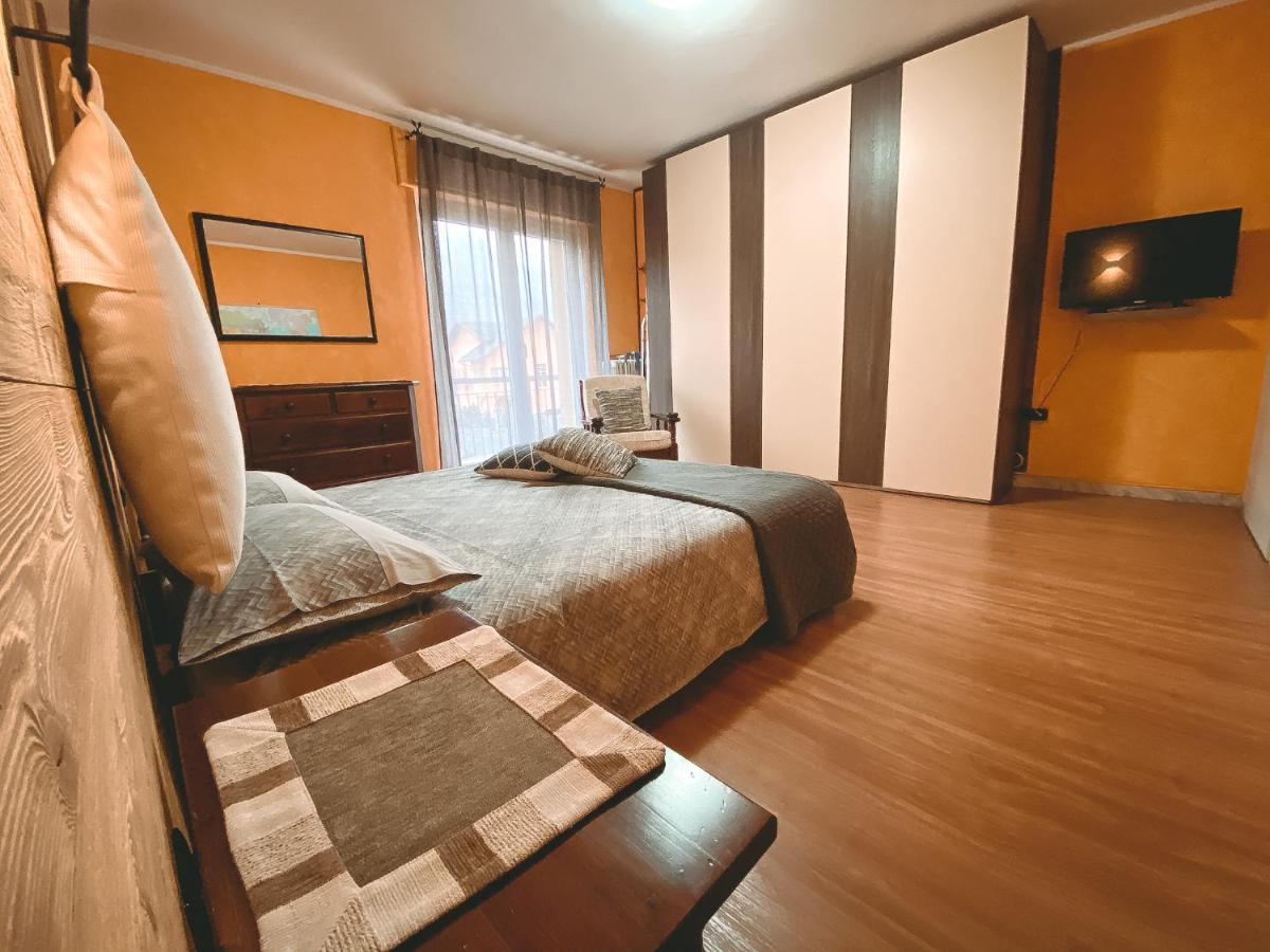 Apartment L'Envers Aosta Bagian luar foto