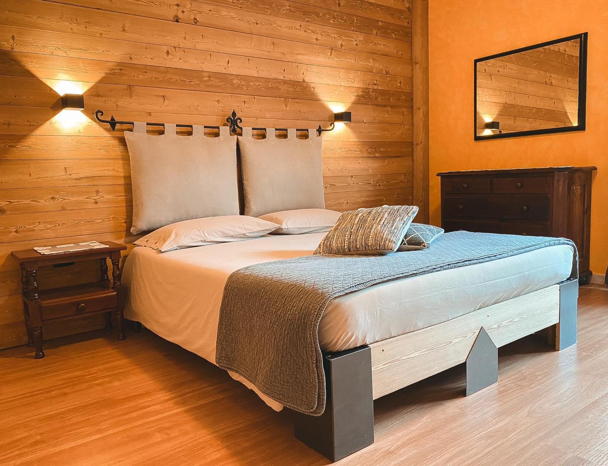 Apartment L'Envers Aosta Bagian luar foto