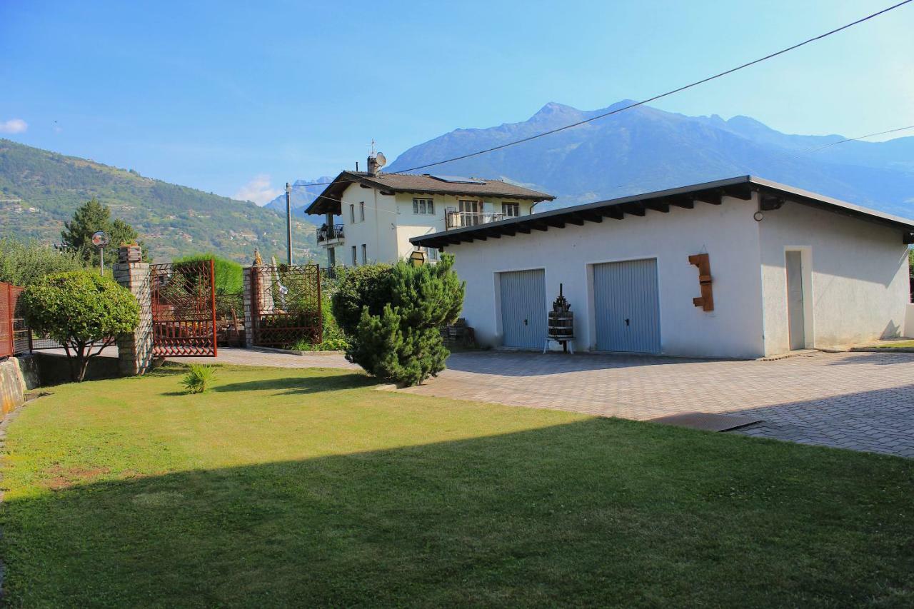 Apartment L'Envers Aosta Bagian luar foto
